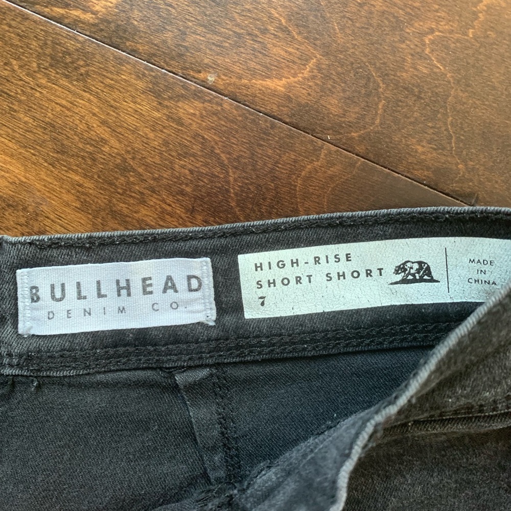 {Bullhead} High Rise Short Short - Picture 3 of 7